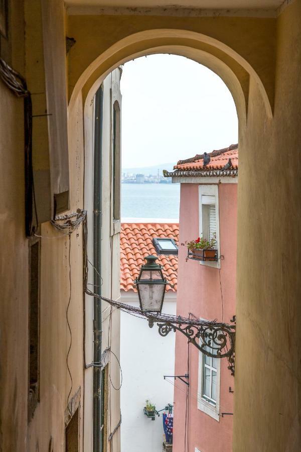 Alfama, Bright And Spacious With Private Terrace, By Timecooler Lisbona Esterno foto
